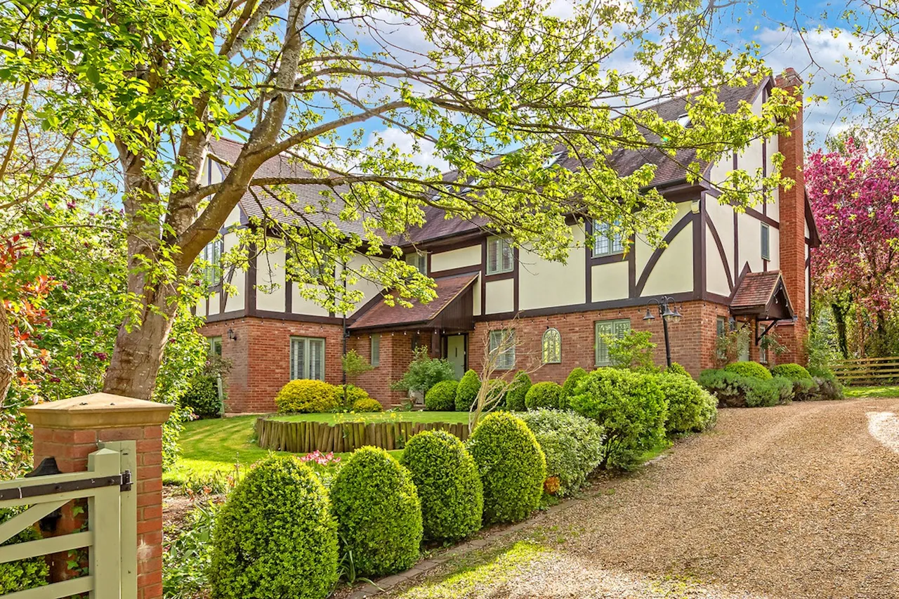 Thirlby Lane, Shenley Church End, photo 47