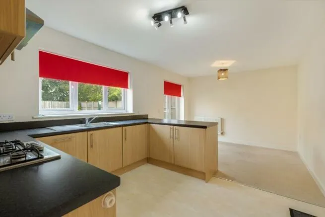 Windermere Road, Blackpool, FY4 2BX, photo 4