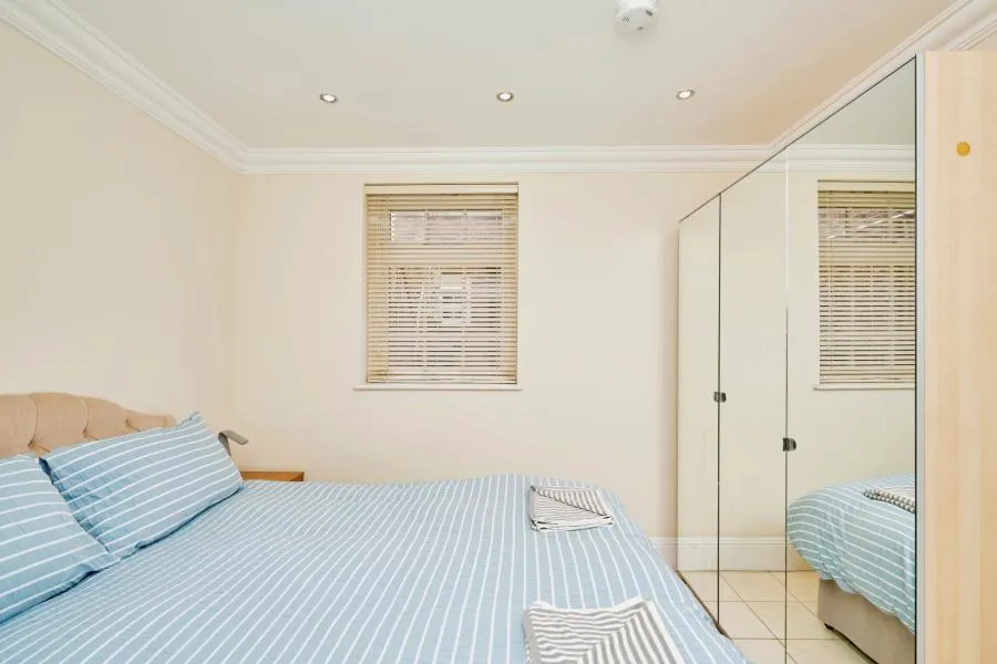 Sun Hill, Cowes, PO31, photo 6