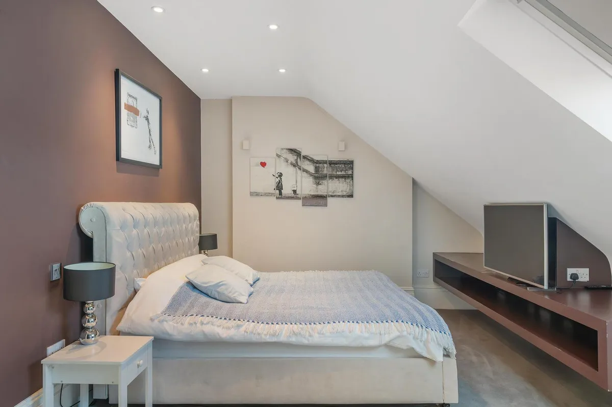 Madeley Road, London, W5, photo 27