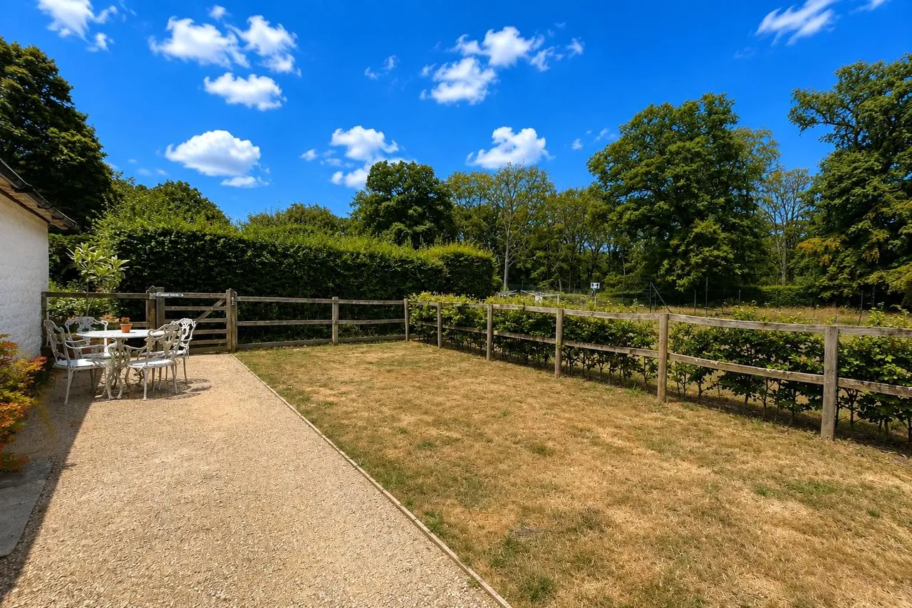 Longmoor Road, Liphook, GU30, photo 9