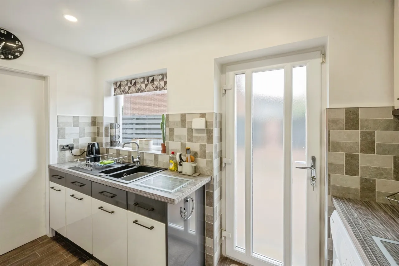 Wincanton Close, MEXBOROUGH, photo 12