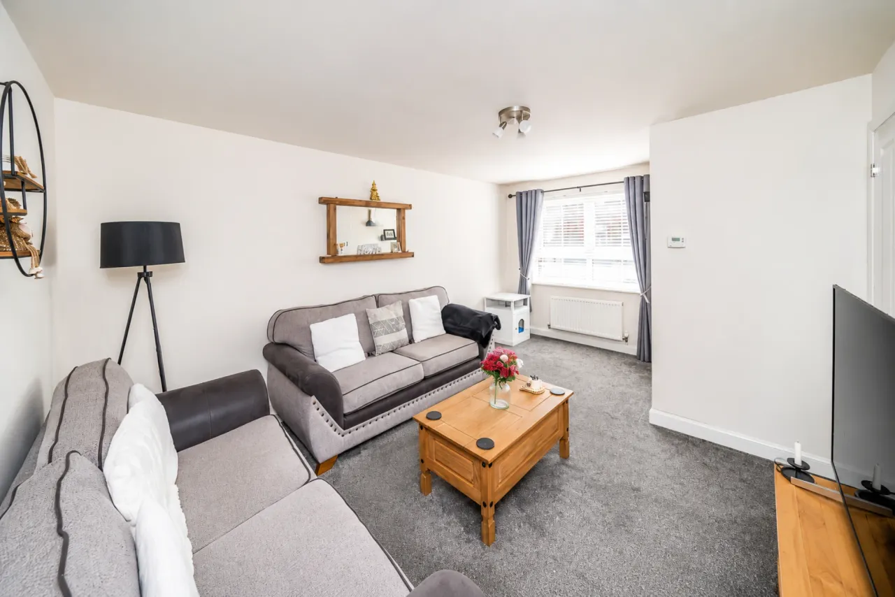 Adams Way, Cannock, photo 5
