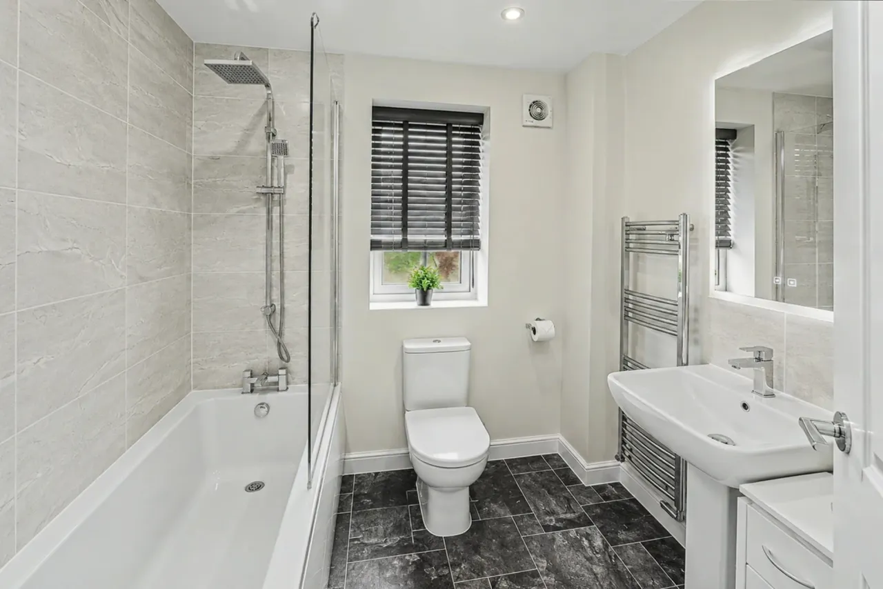 Adams Way, Cannock, photo 9