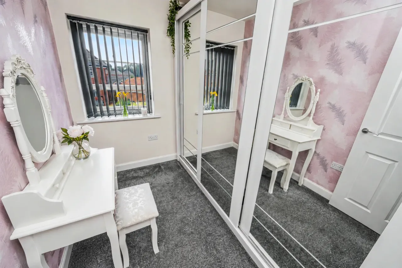 Adams Way, Cannock, photo 10