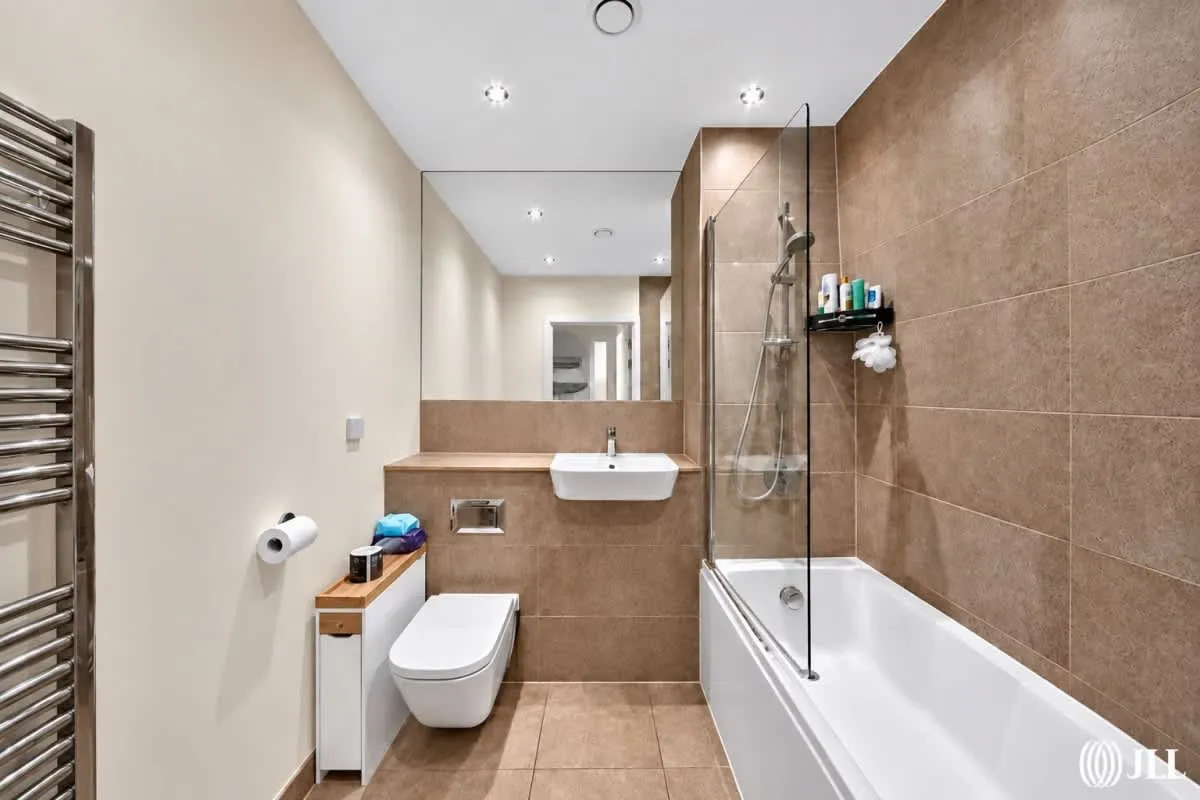 Peloton Avenue, London, E20, photo 10