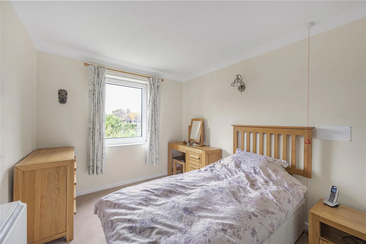 Sutton Road, Seaford, photo 13