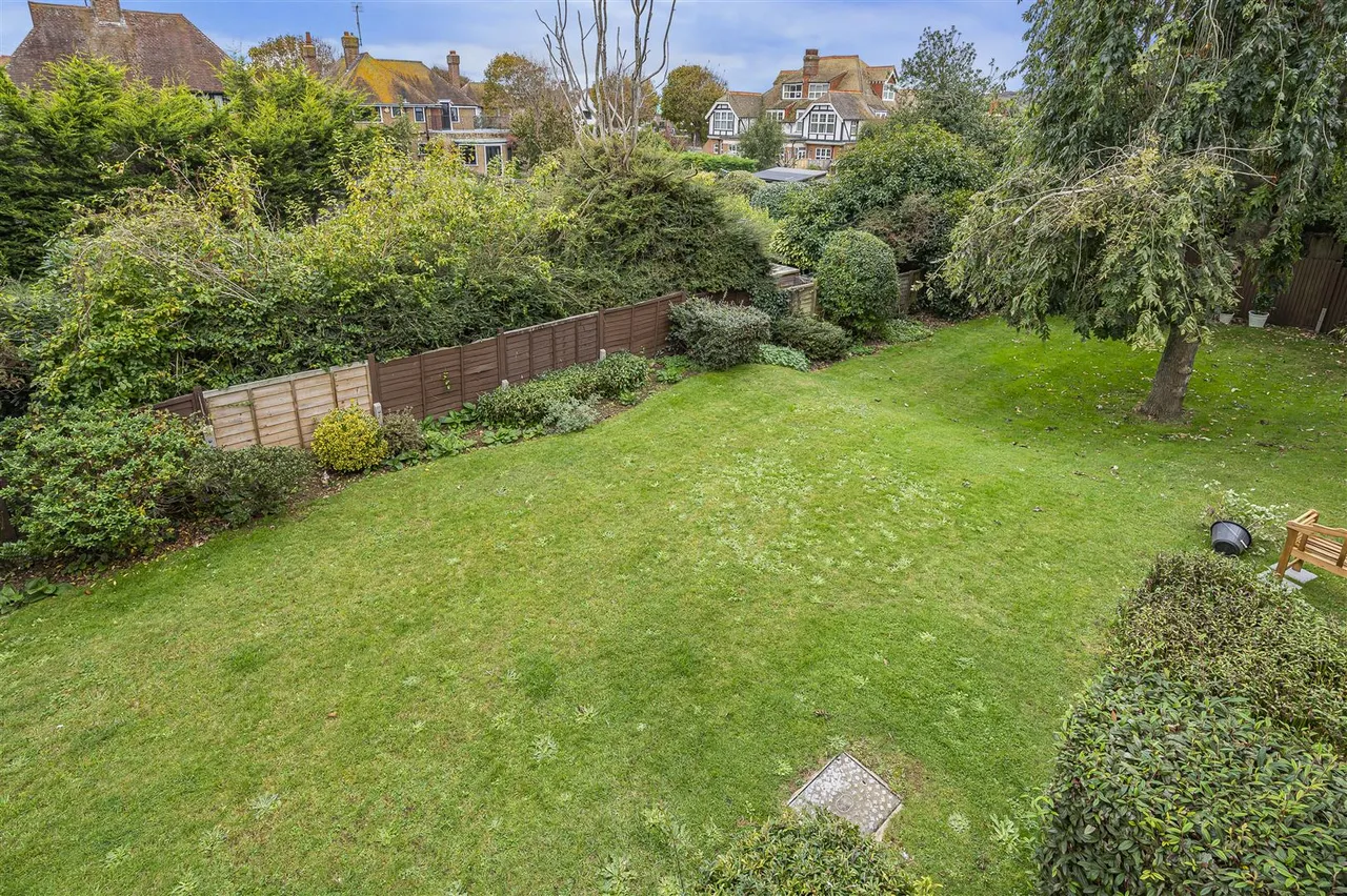 Sutton Road, Seaford, photo 18