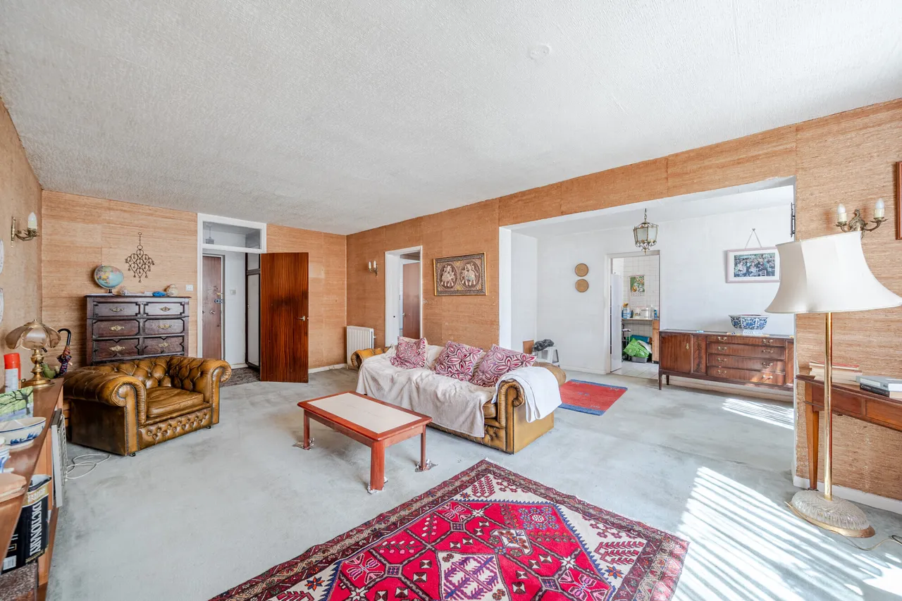 Avenue Road, Epsom, KT18, photo 5