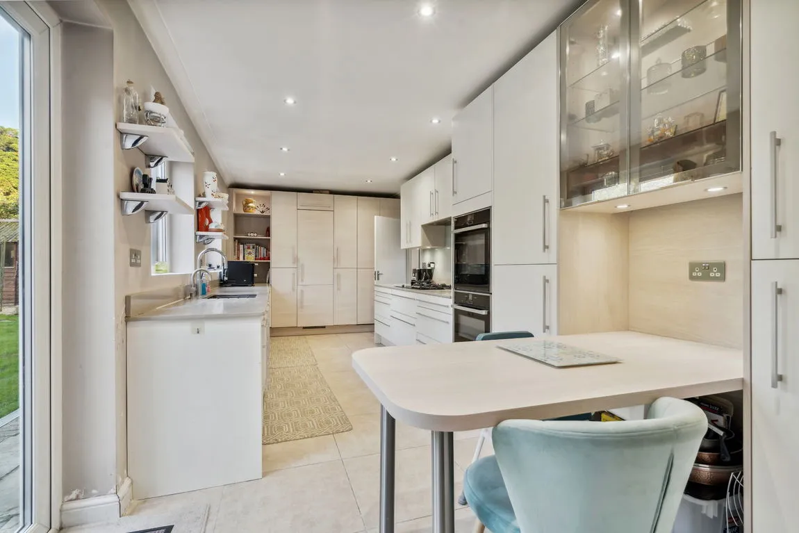 Eastglade, Pinner, HA5, photo 4