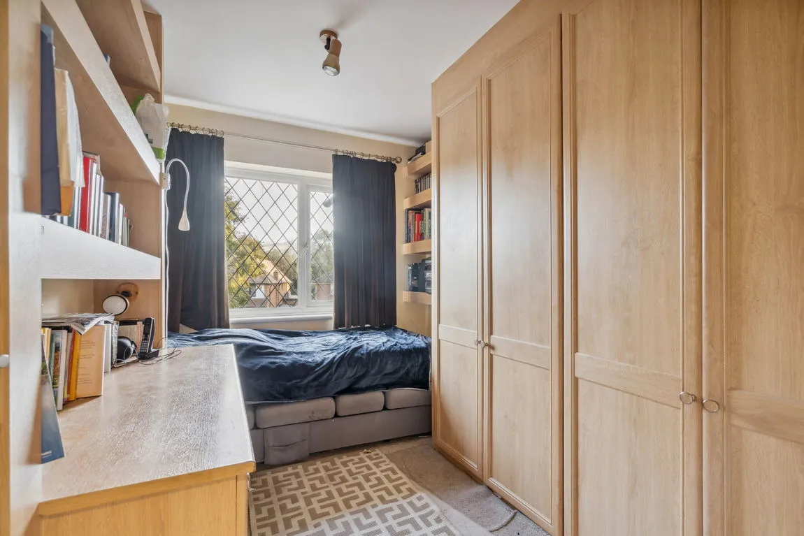Eastglade, Pinner, HA5, photo 12