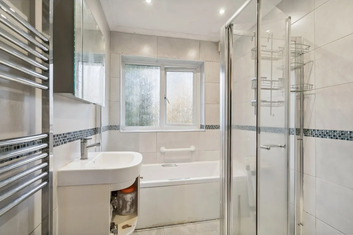 Eastglade, Pinner, HA5, photo 13