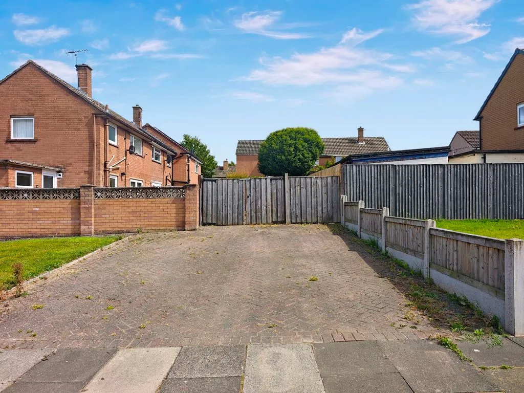 Highfield Avenue, Carlisle CA2 6NH, photo 13
