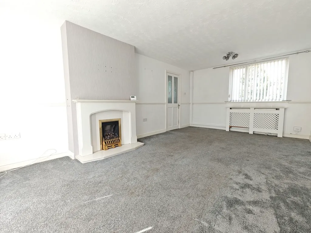 Highfield Avenue, Carlisle CA2 6NH, photo 11