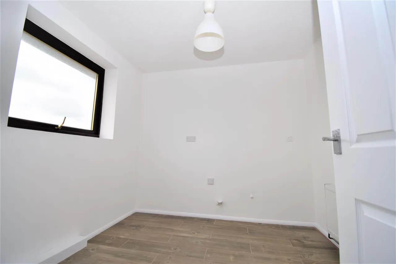 Gurney Close, Barking, photo 5