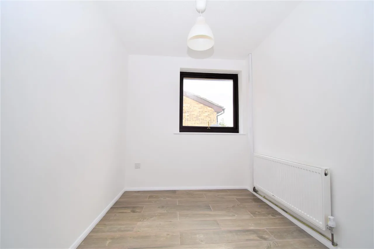 Gurney Close, Barking, photo 3