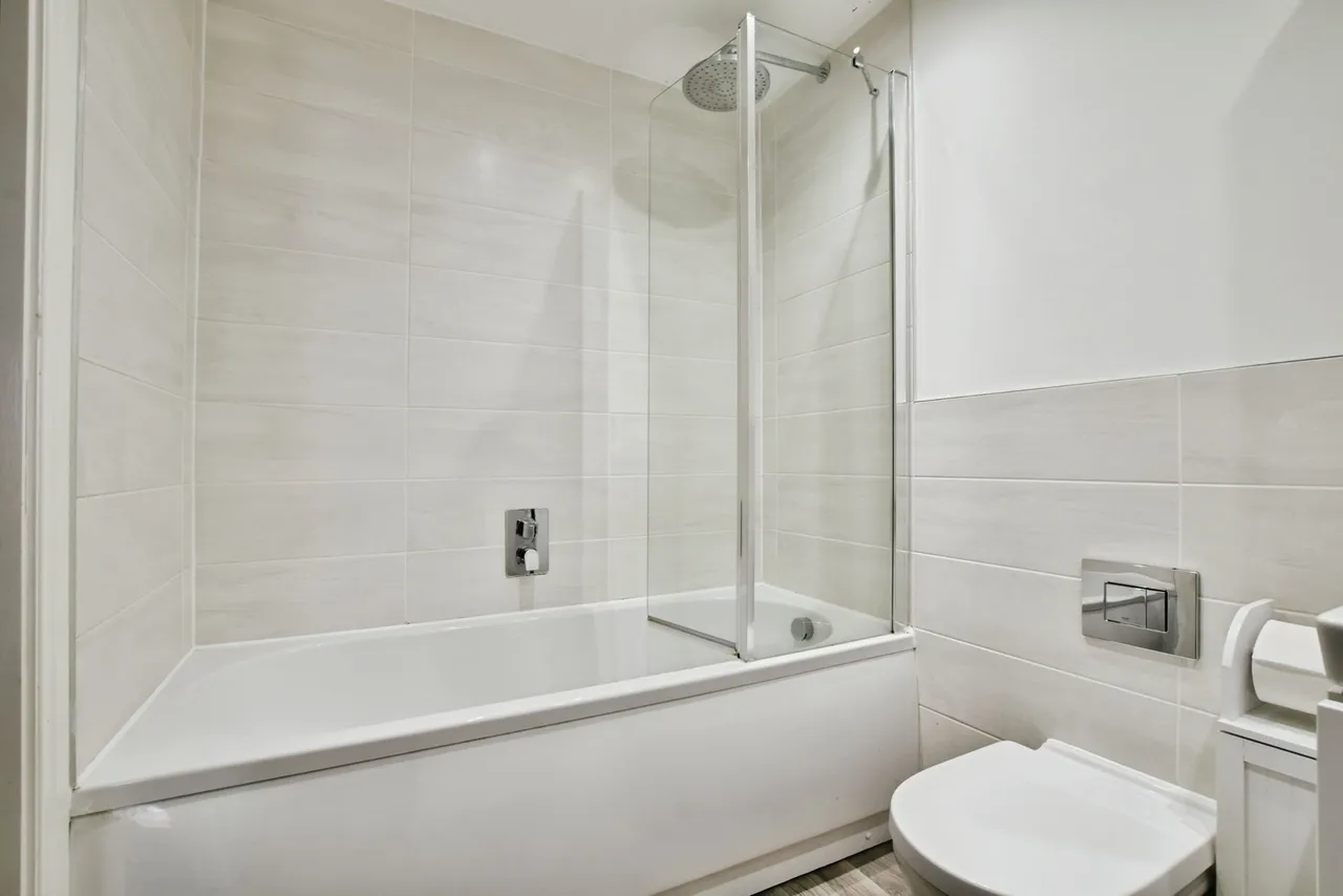 Baskerville Road, Altrincham, Greater Manchester, WA14, photo 4