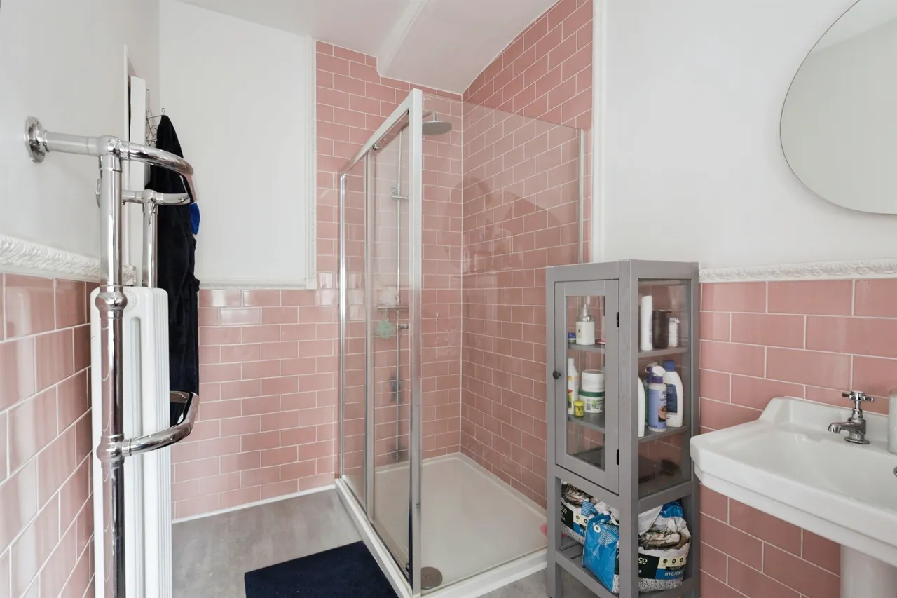 South Cliff, Eastbourne, BN20, photo 12