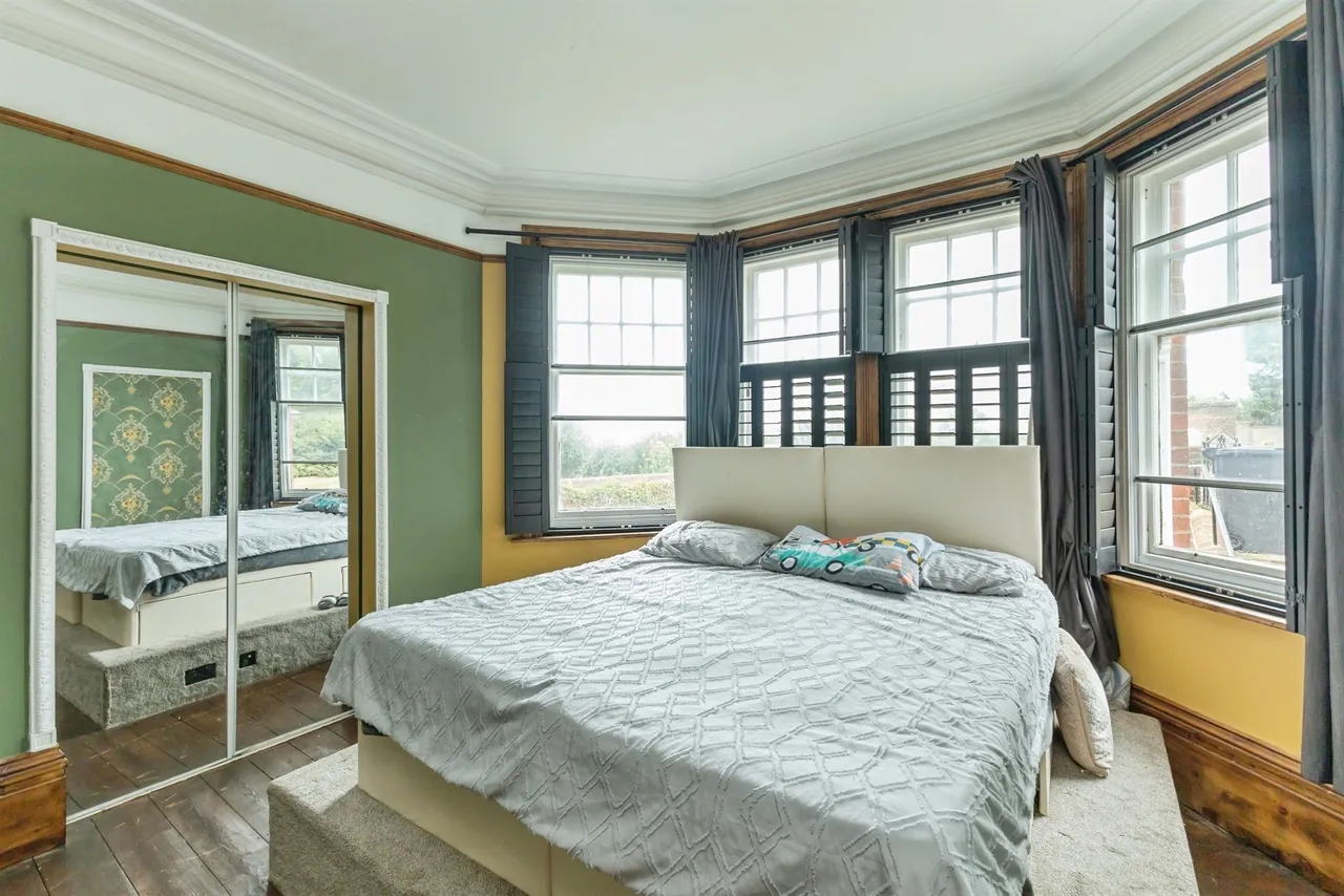 South Cliff, Eastbourne, BN20, photo 9