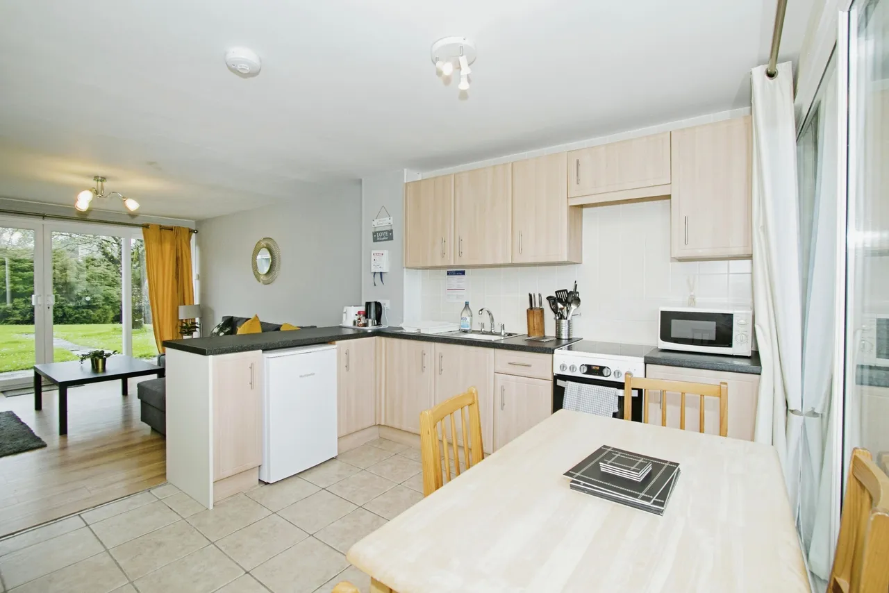 Manor Villas, Atlantic Reach, TR8, photo 5