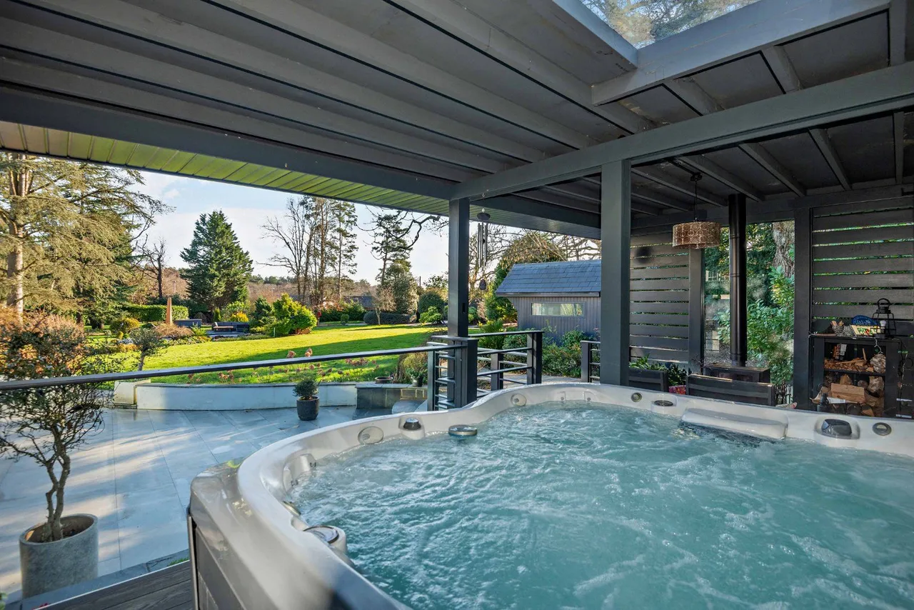 Wells Lane, Ascot, SL5, photo 17