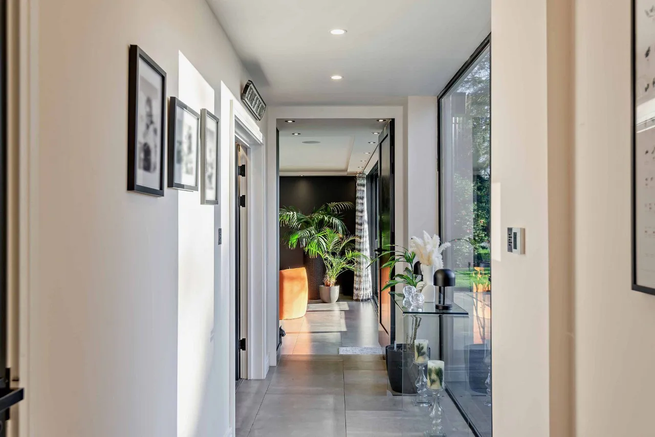 Wells Lane, Ascot, SL5, photo 12