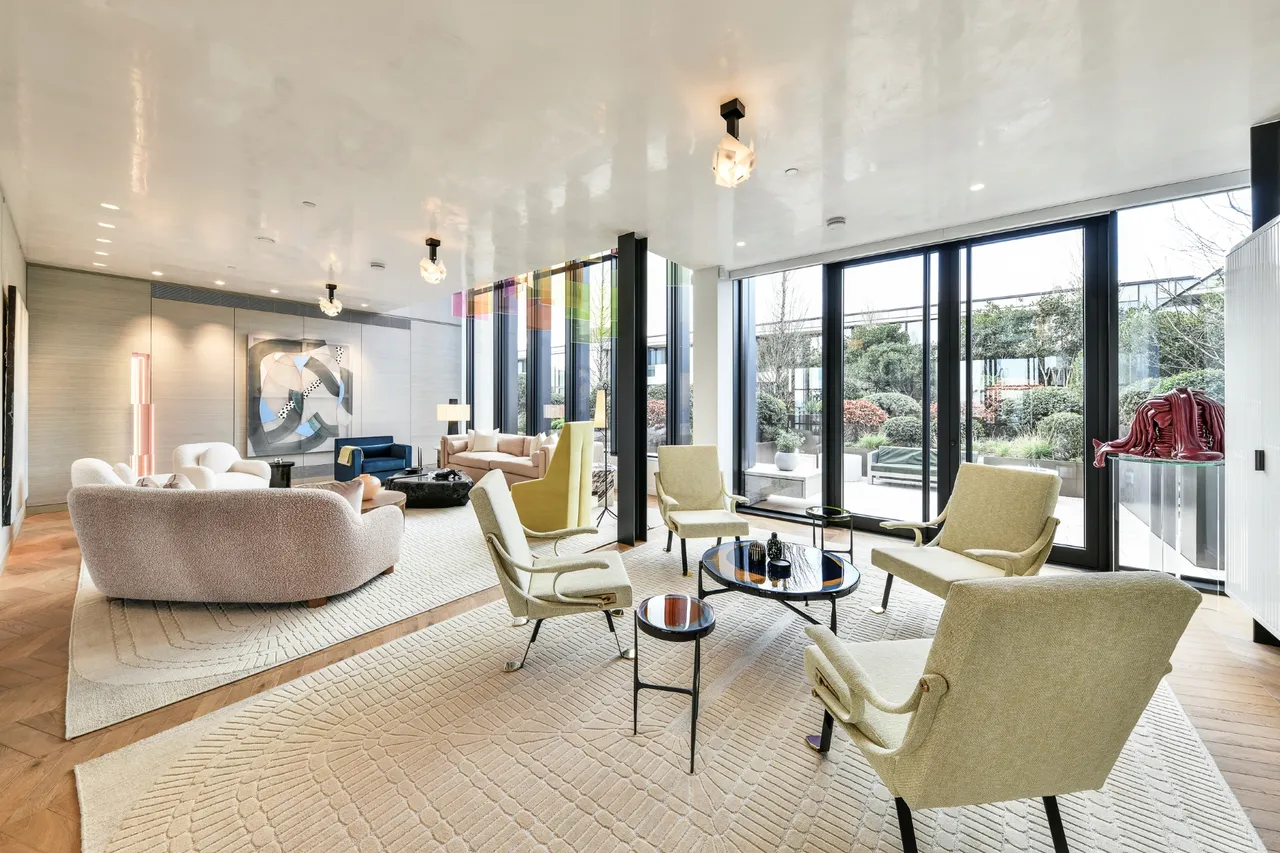 4 bed flat to rent — Boiler House, Circus Road North, Battersea, South West London