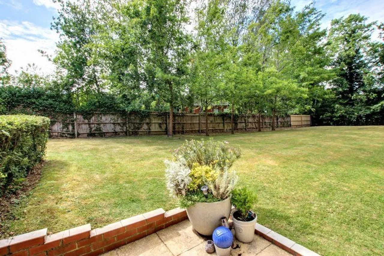 Heath Road, Haywards Heath, RH16, photo 10