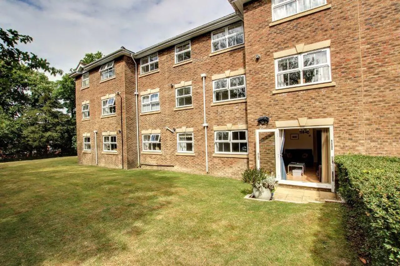 Heath Road, Haywards Heath, RH16, photo 8