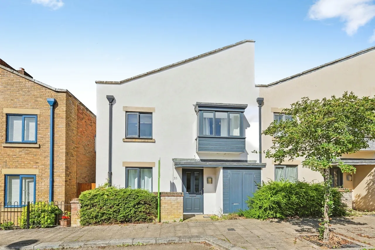 2 bed house for sale — Ashby Wood Drive, Upton, Northampton, Northamptonshire, NN5