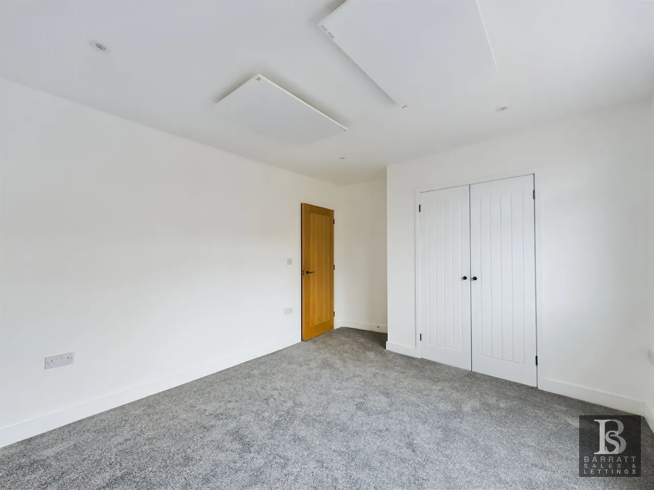 Clarendon Road, Reading, RG6, photo 11