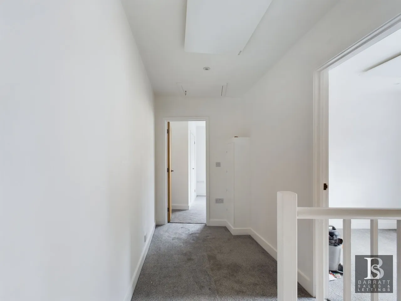 Clarendon Road, Reading, RG6, photo 8