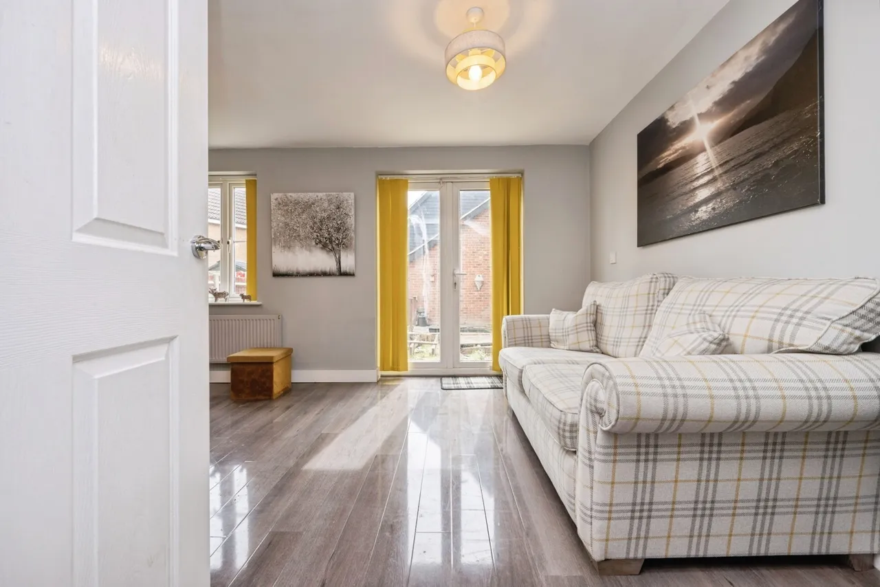 Wadsworth Court, Bedford, Bedfordshire, MK42, photo 19