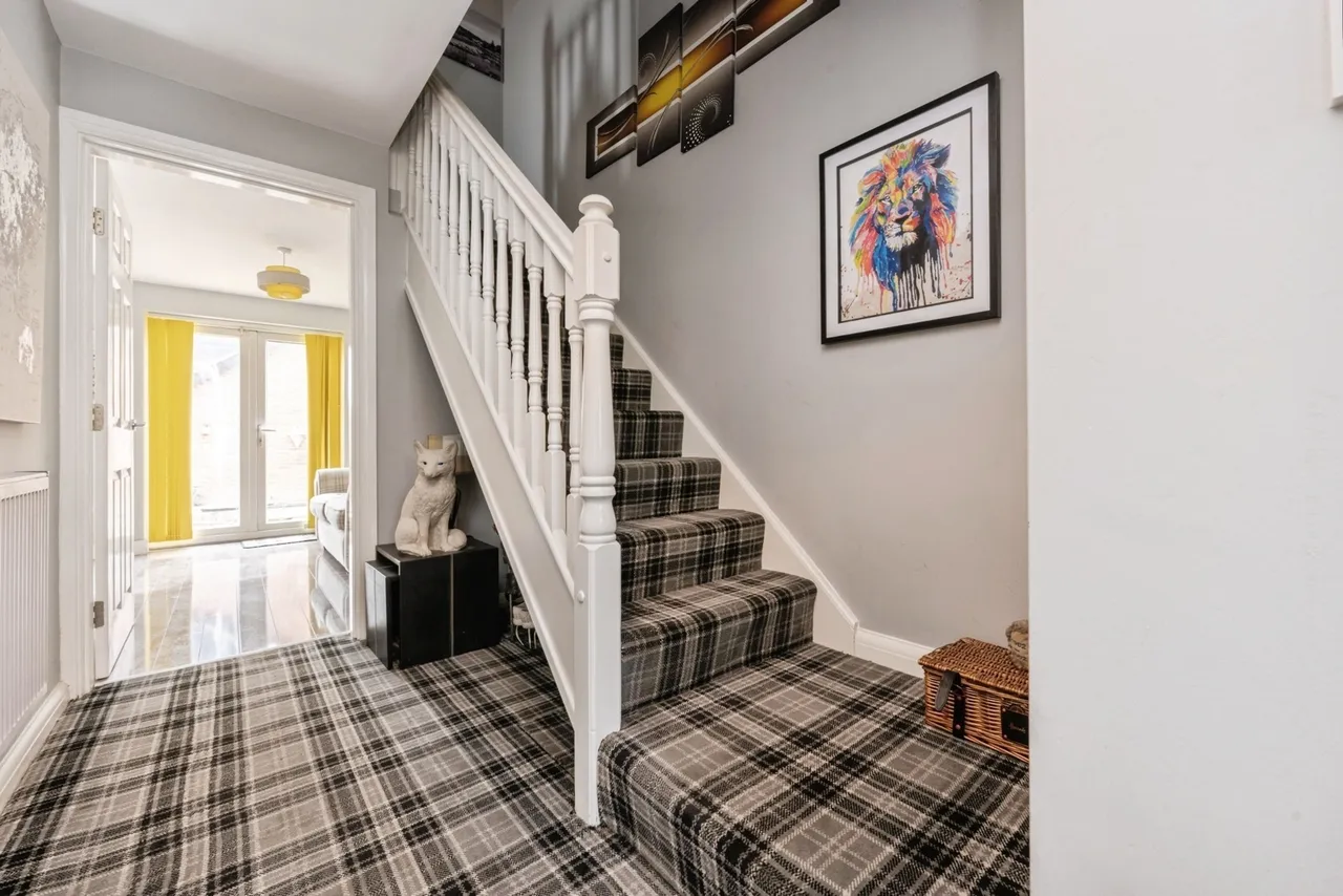 Wadsworth Court, Bedford, Bedfordshire, MK42, photo 5