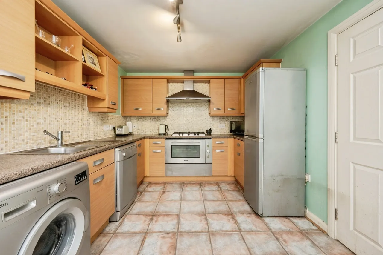 Wadsworth Court, Bedford, Bedfordshire, MK42, photo 18