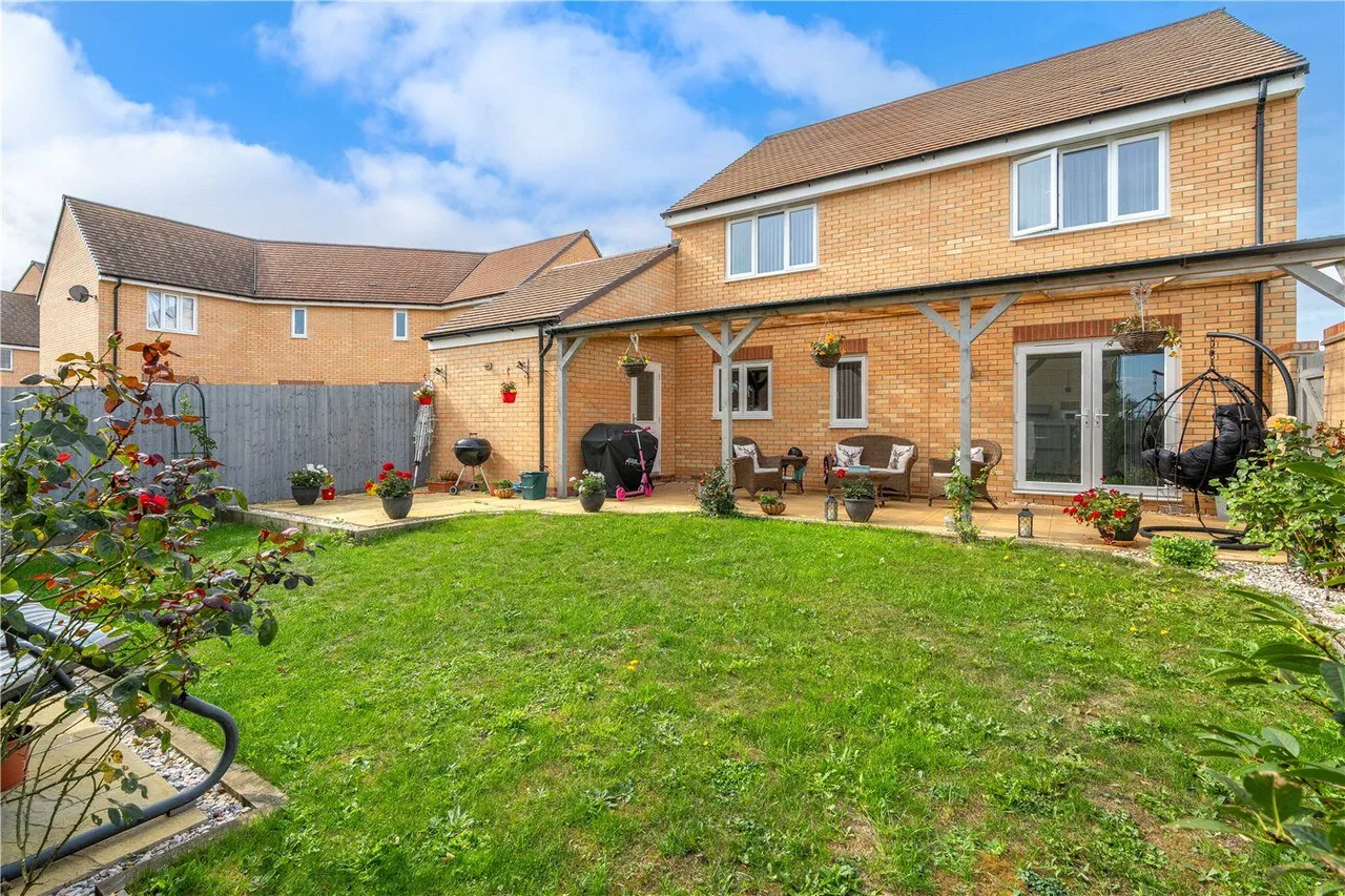 Fontwell Park Drive, Bourne, PE10, photo 15