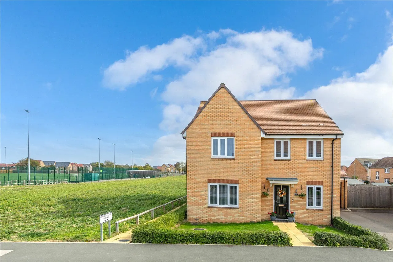 Fontwell Park Drive, Bourne, PE10, photo 18