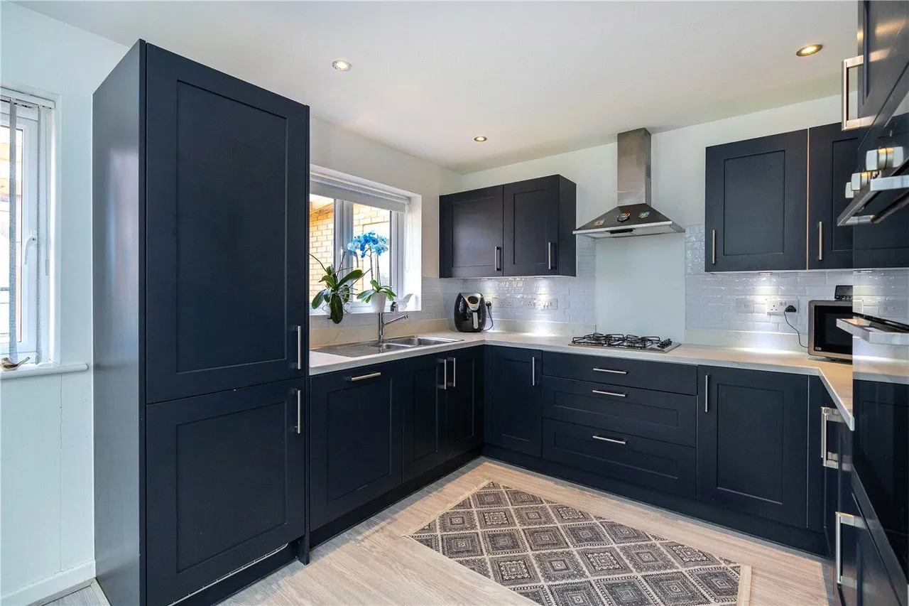 Fontwell Park Drive, Bourne, PE10, photo 7