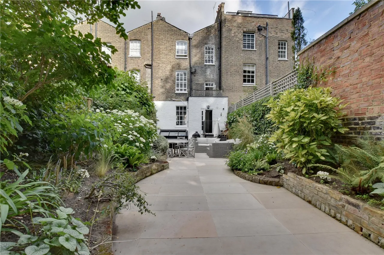 Burney Street, Greenwich, SE10, photo 33