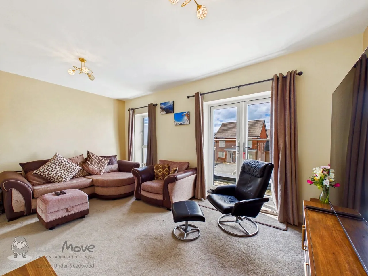 Olive Close, Branston, DE14, photo 4