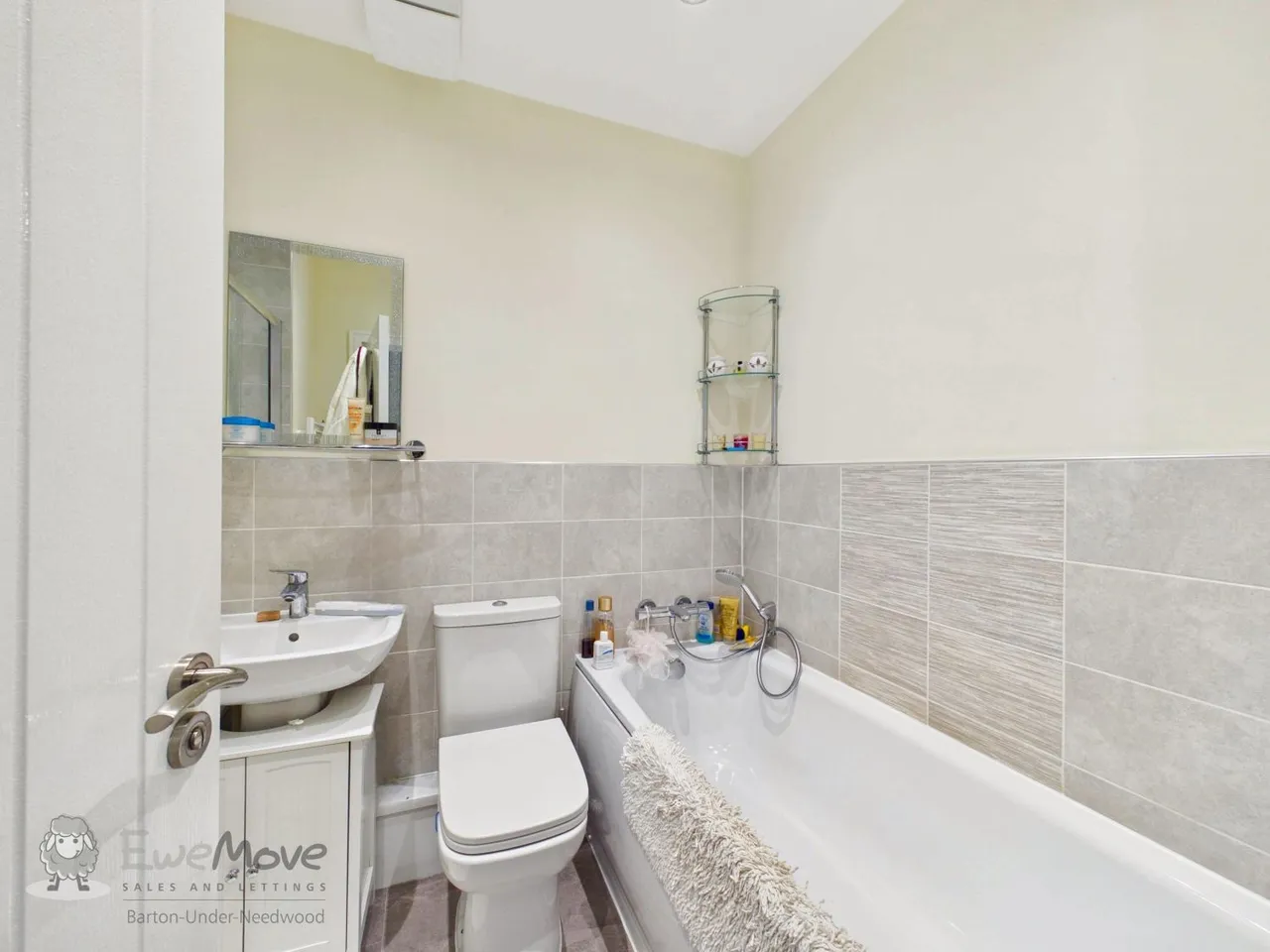 Olive Close, Branston, DE14, photo 16