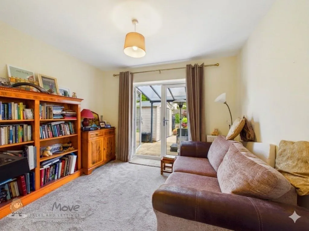 Olive Close, Branston, DE14, photo 10