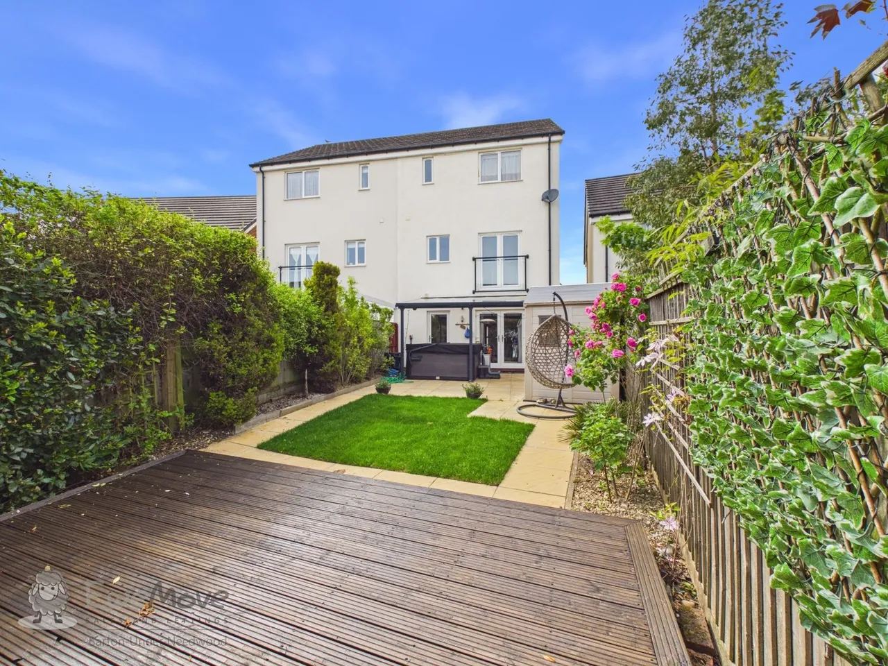 Olive Close, Branston, DE14, photo 2