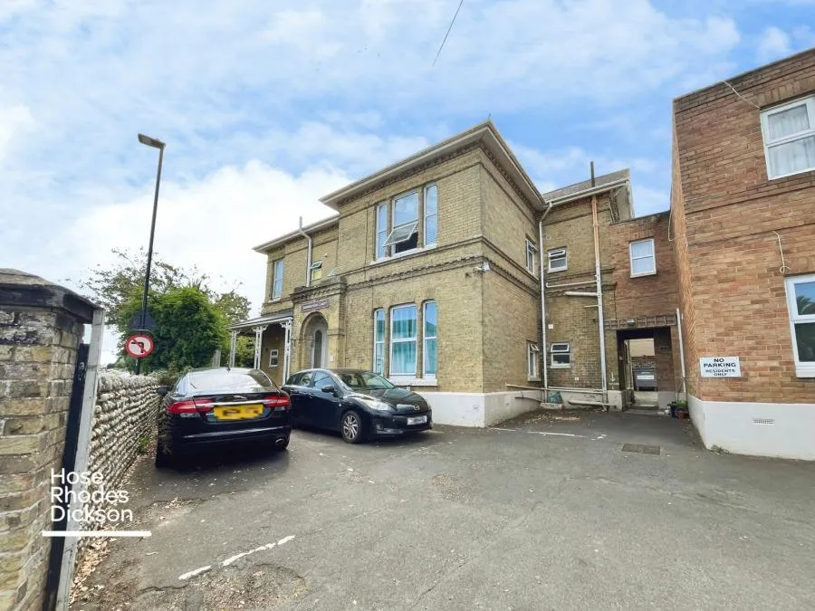 2 bed flat for sale, Broadway, Sandown, PO36