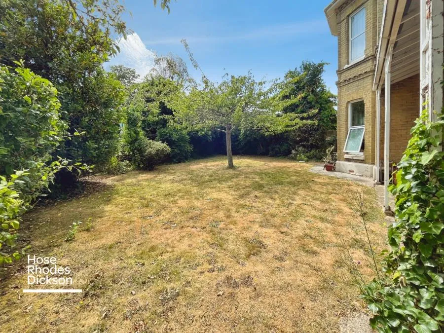 Broadway, Sandown, PO36, photo 12