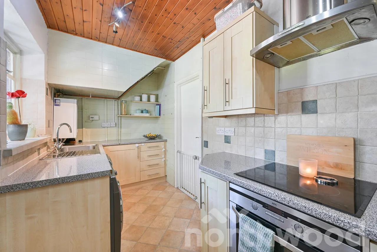 Gainsborough Road, Epsom, KT19, photo 11