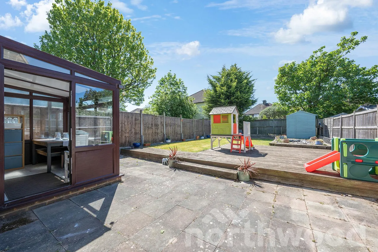 Gainsborough Road, Epsom, KT19, photo 15