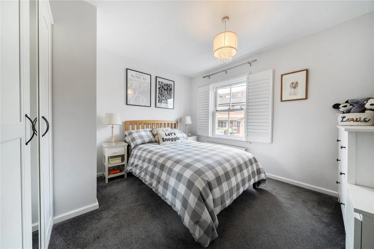 Rose Hill, Binfield, Bracknell, Berkshire, RG42 5LG, photo 19