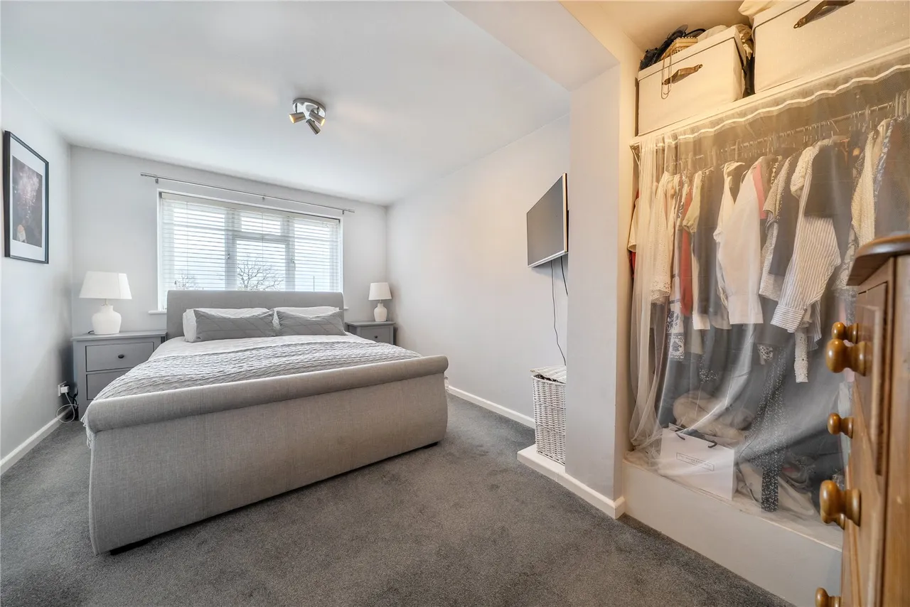 Rose Hill, Binfield, Bracknell, Berkshire, RG42 5LG, photo 9