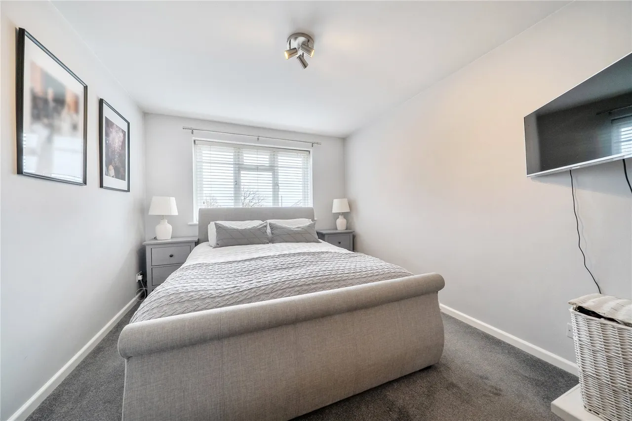 Rose Hill, Binfield, Bracknell, Berkshire, RG42 5LG, photo 7